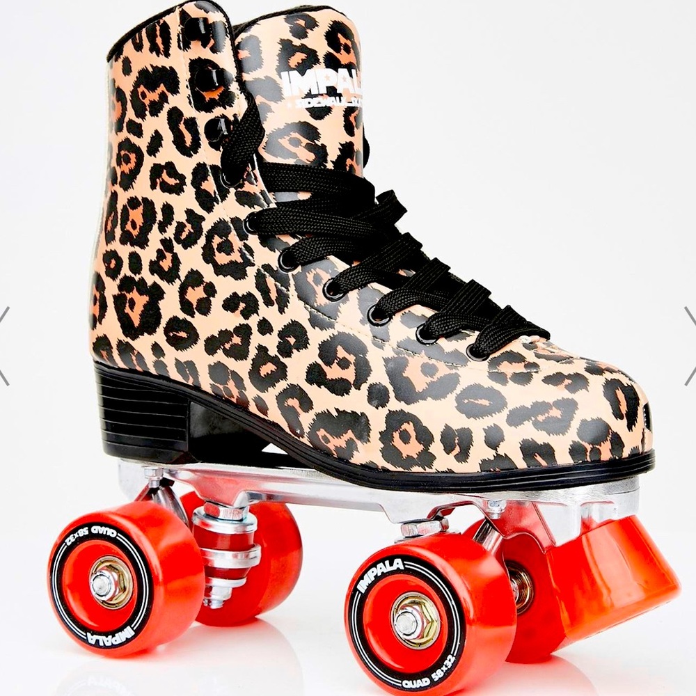 New leopard Impala roller skates
